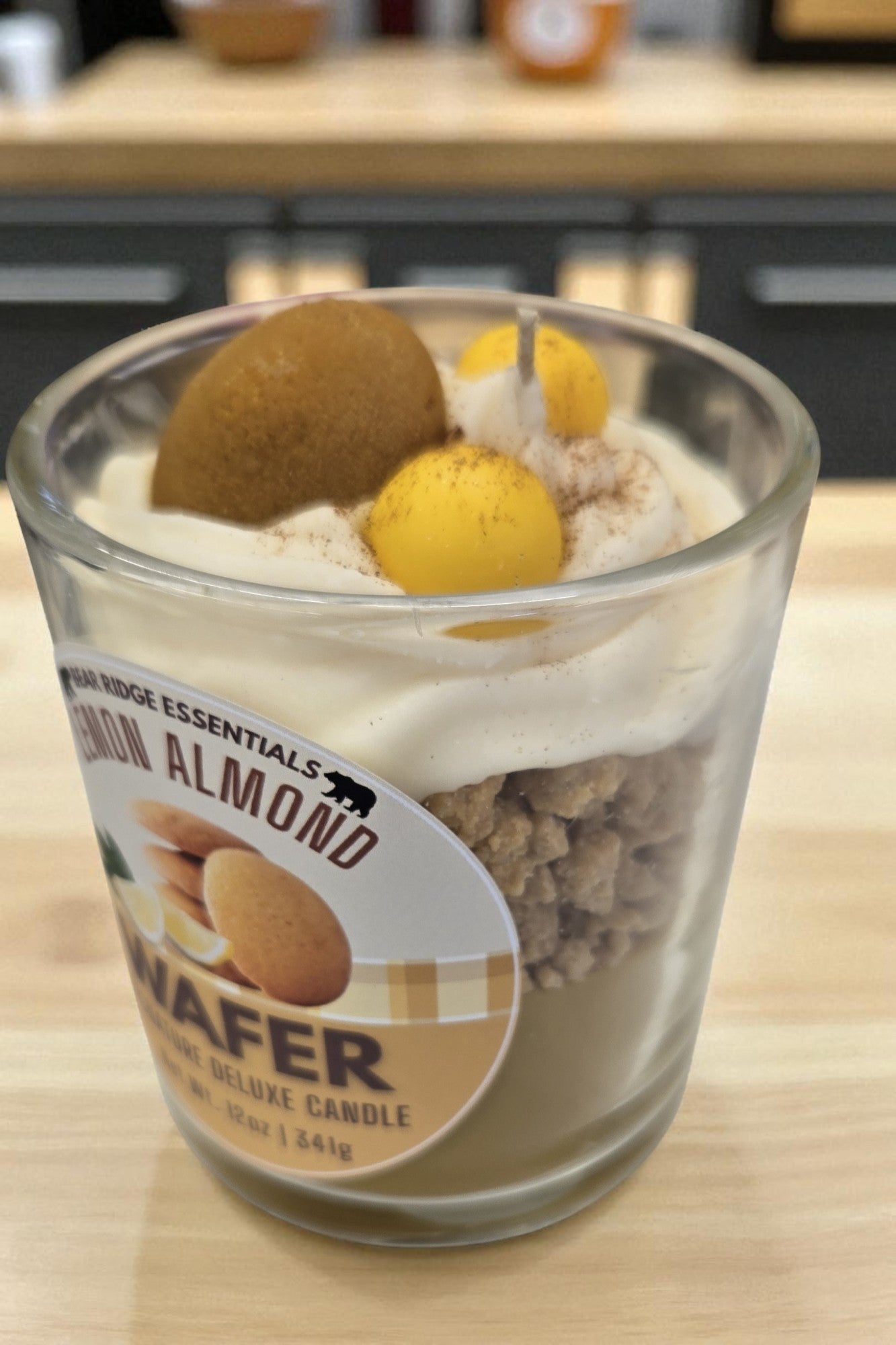 Lemon Almond Wafer Deluxe Candle 10 oz