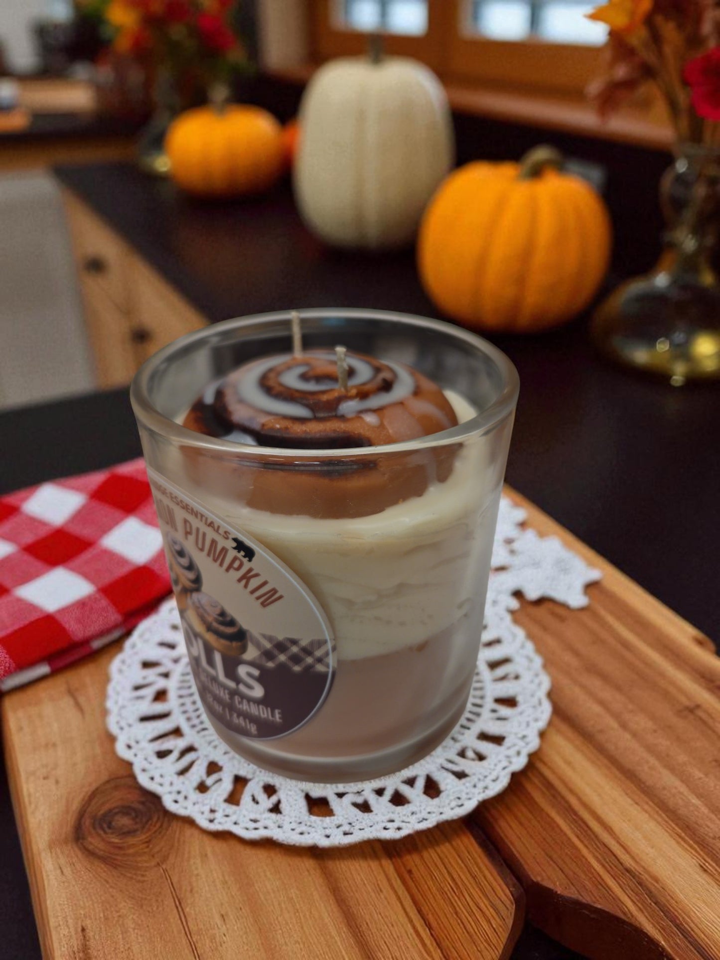Cinnamon Pumpkin Roll Deluxe Candle 10 oz