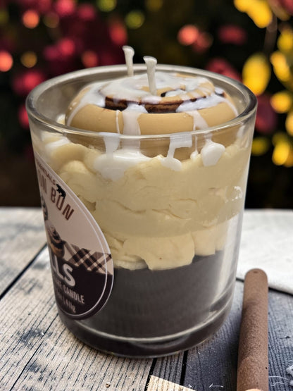 Cinnamon Bun Signature Deluxe Candle - Soy Candle 12.5oz